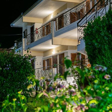 Hotel Sarikas Políhrono Kültér fotó