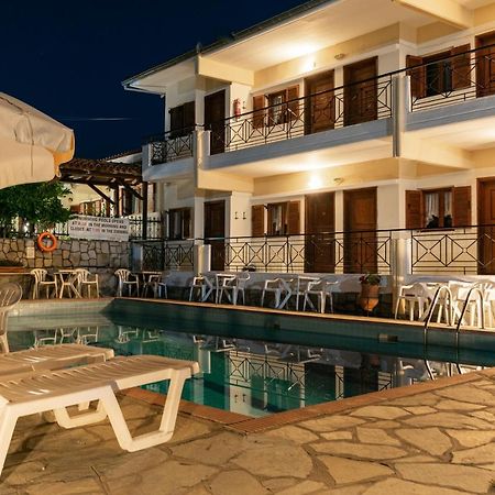 Hotel Sarikas Políhrono Kültér fotó