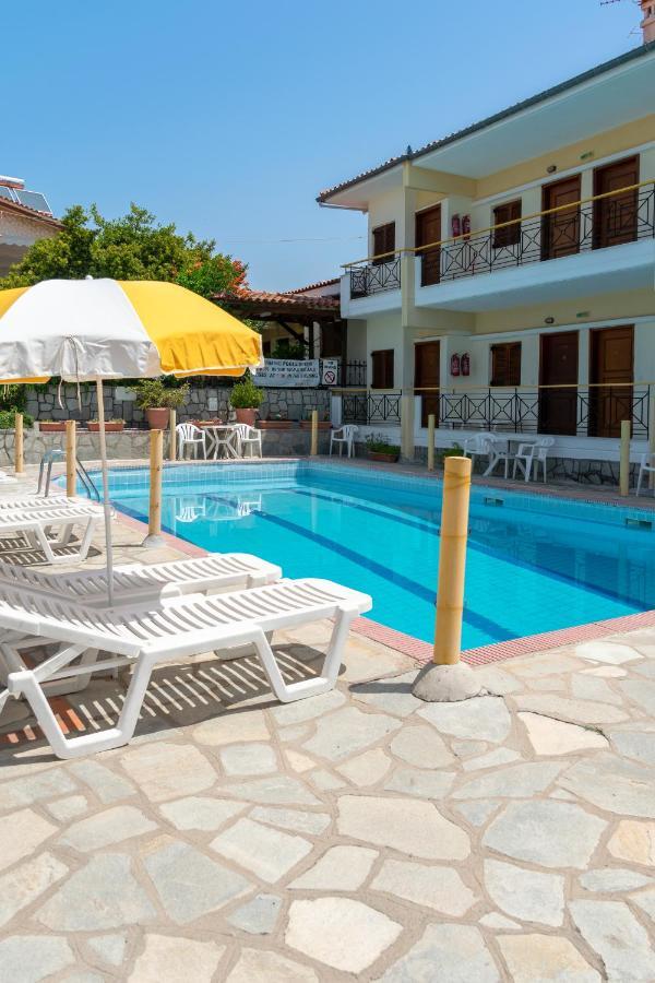 Hotel Sarikas Políhrono Kültér fotó