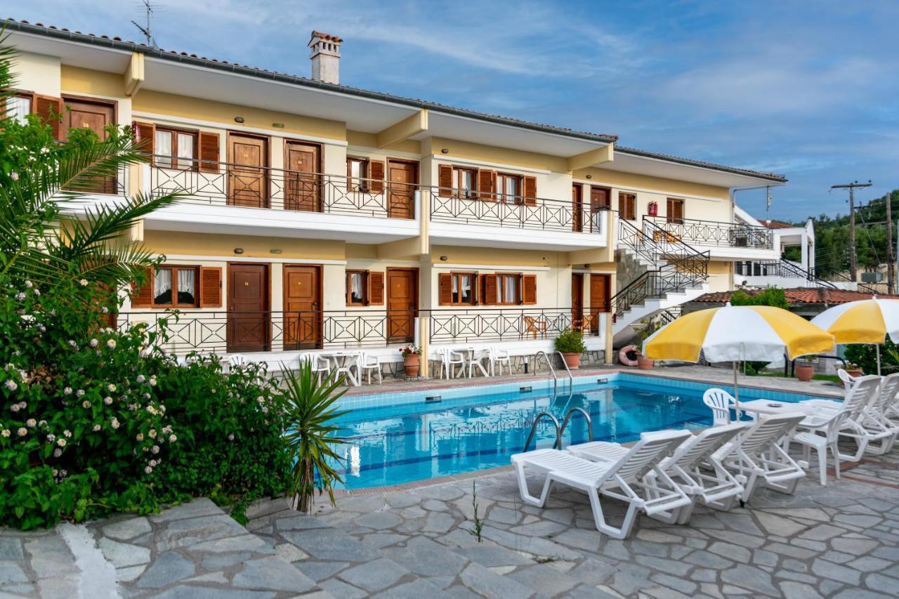 Hotel Sarikas Políhrono Kültér fotó