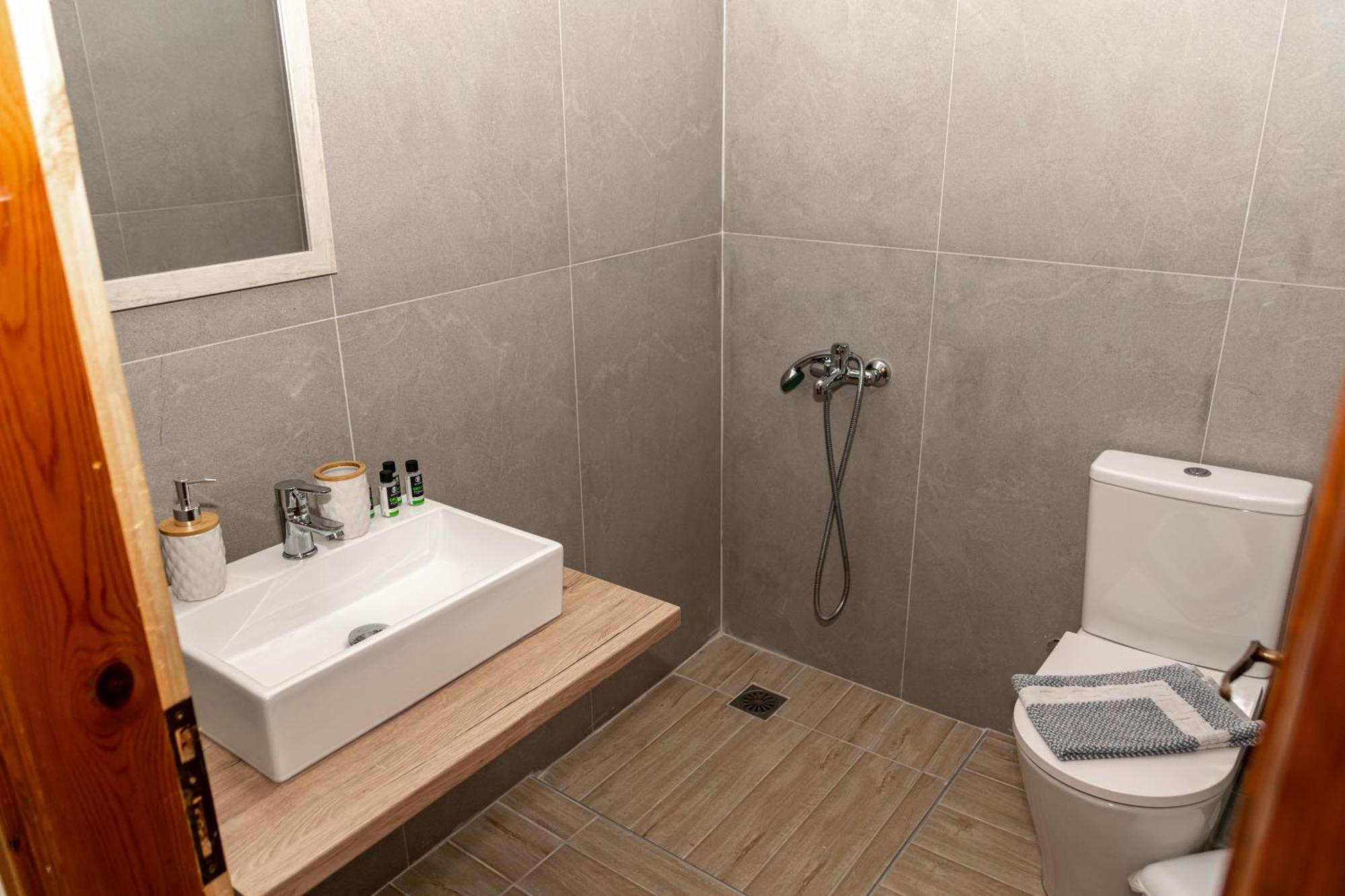 Hotel Sarikas Políhrono Szoba fotó